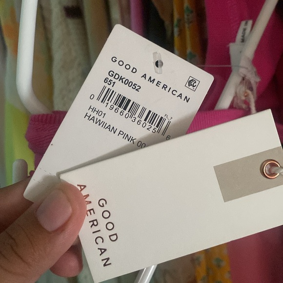 Good American Ruched Hot Pink Dress - Picture 7 of 8